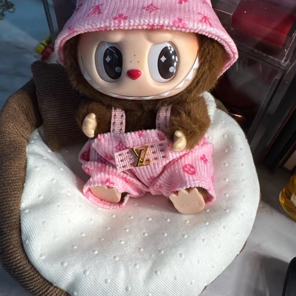 Louis Vuitton Pink outfit for labubu Plush Character - Picture 8 of 10